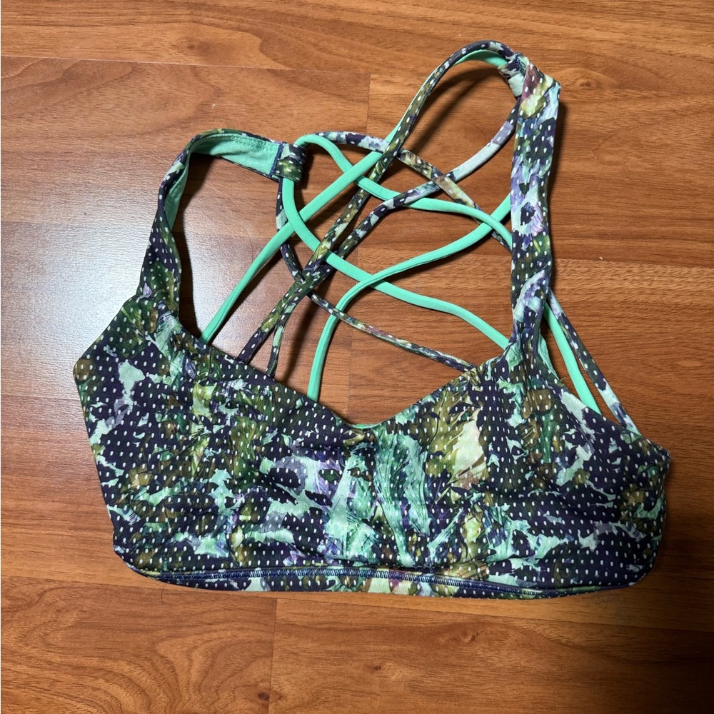 Lululemon free to be wild sports bra